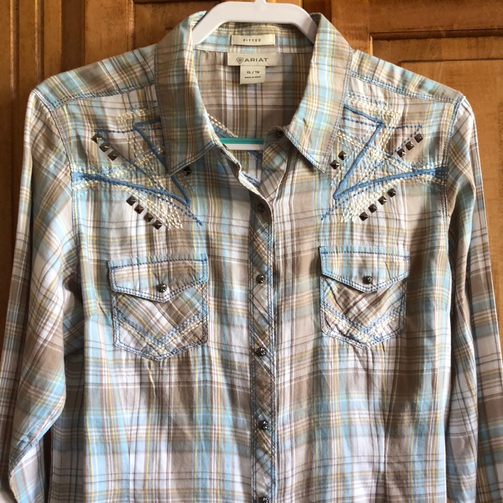 Ariat fitted ladies long sleeve shirt